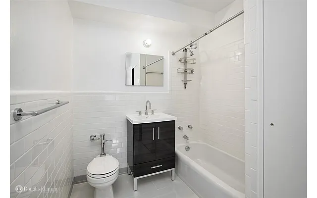 Rented by Douglas Elliman | media 25