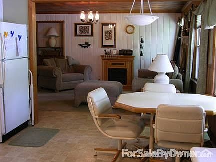 BACK PERENNIAL GARDEN