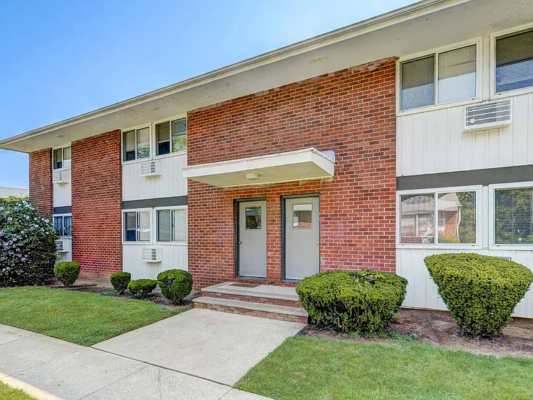 Rydal Apartments — Photo 13