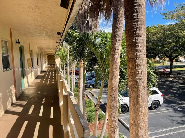 3224 NW 103rd Ter #205-B, Coral Springs, FL 33065