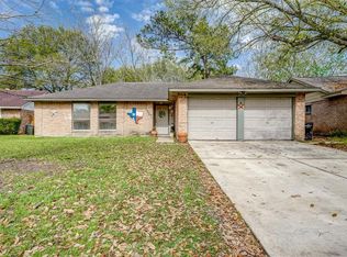 5847 Sunnygate Dr, Spring, TX 77373