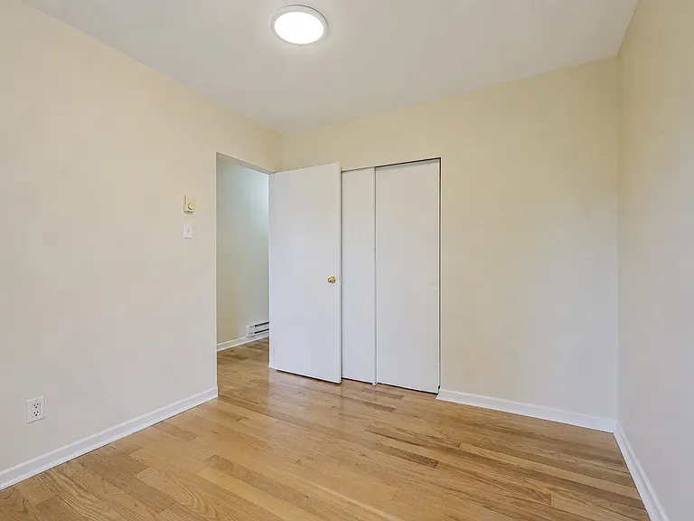 1350 Winding Trl — Photo 11