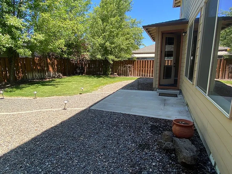 2948 NE Conners Ave — Photo 26
