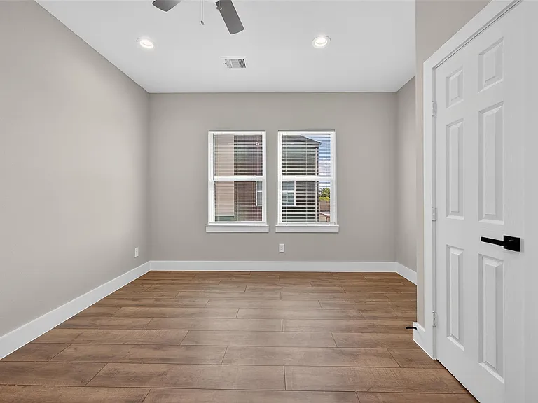 2109 Marnel Rd #F — Photo 13