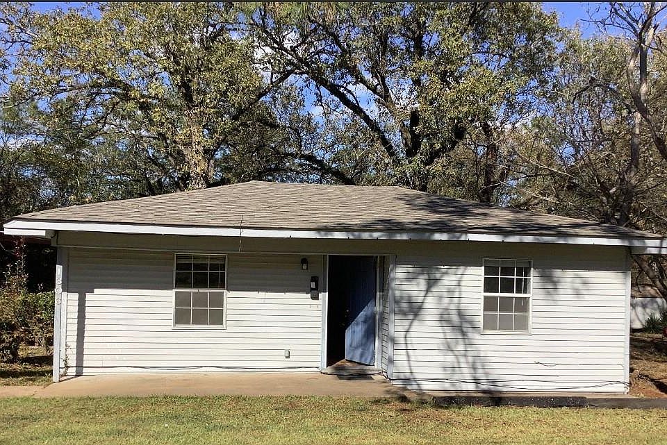 1306 Jordan Ave, Lufkin, TX 75904 | MLS #32286223 | Zillow