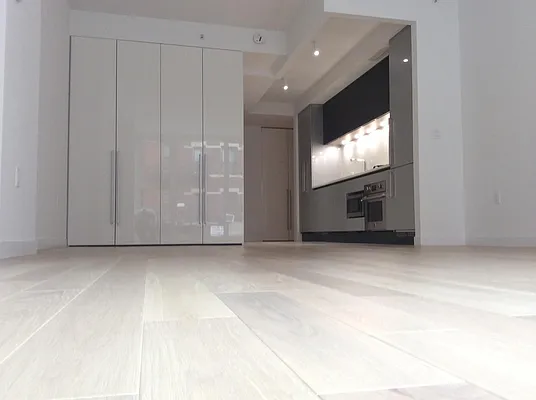 Rented by R New York | media 30