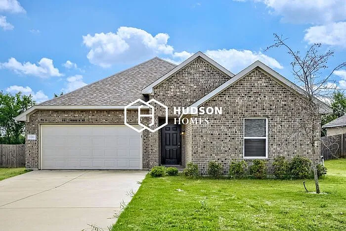 108 E North Creek Dr — Photo 1