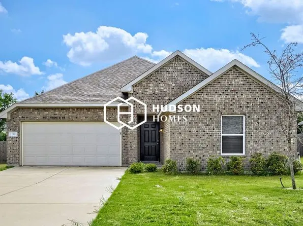 108 E North Creek Dr, Sherman, TX 75092