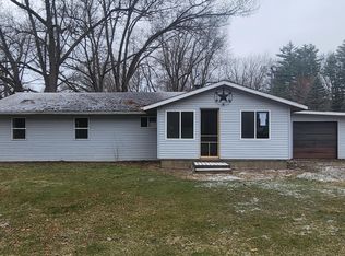 2624 Hemlock Beach Dr, Reading, MI 49274