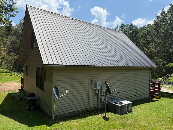 5th image of 1671 Smith Grove Rd