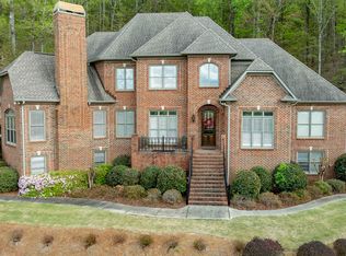 1572 Woodridge Pl, Vestavia, AL 35216