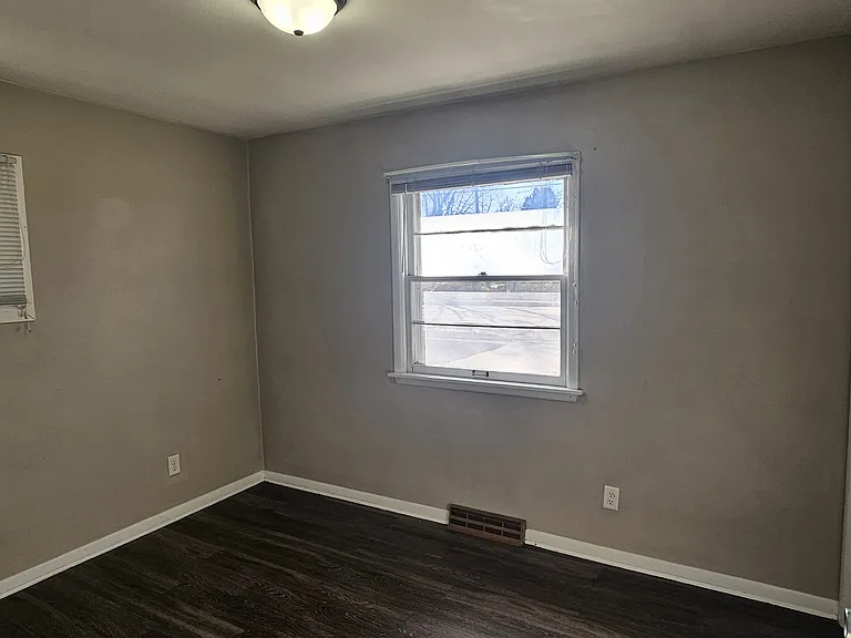 2132 Waterloo Rd #1 — Photo 19