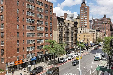 Rented by Cooper & Cooper Real Estate