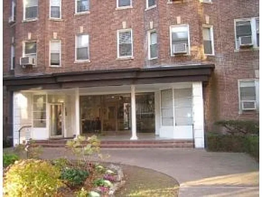 Sold by Bais Seller Real Estate | media 1