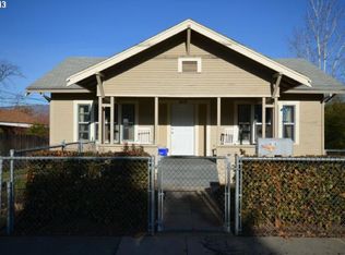 415 E 10th St, The Dalles, OR 97058