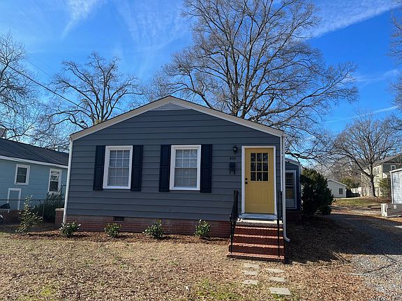 3rd image of 905A Iredell St #A