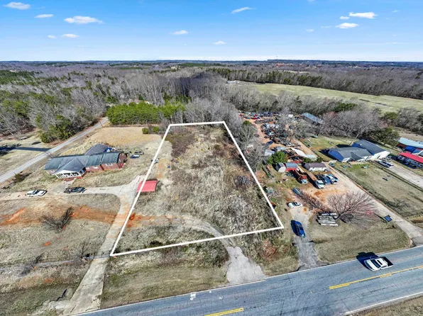 6002 Highway 11, Inman, SC 29349