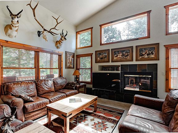 4th image of 115 Mad Moose Ln