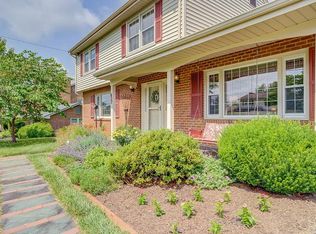 627 Olney Rd, Vinton, VA 24179