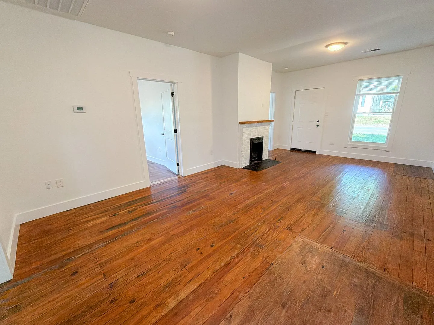 Historic Saint Elmo Charm with Modern Updates 2 Bed, 2 Bath — Photo 3