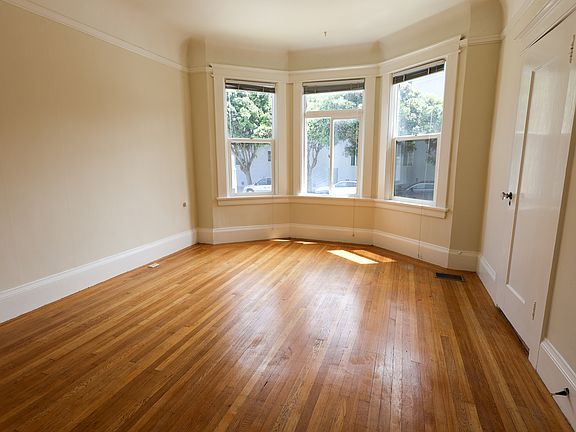 4th image of 804 Euclid Ave #2