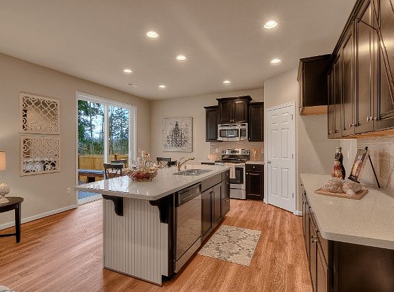 3rd image of 16134 77th Ave E
