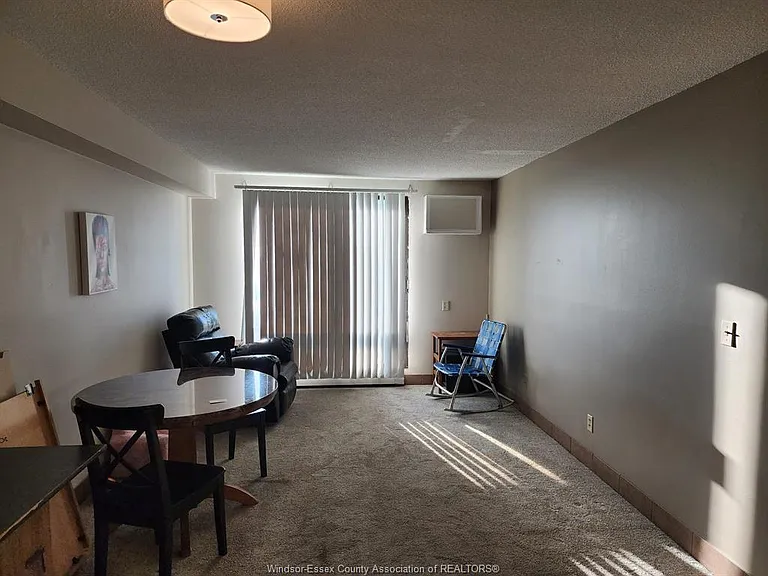 150 Park St W #2515 — Photo 6