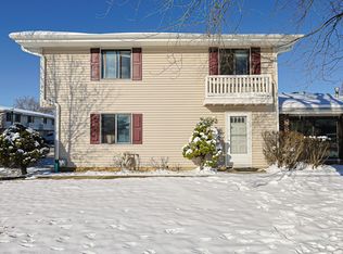 107 Tonset Ct UNIT 107, Schaumburg, IL 60193