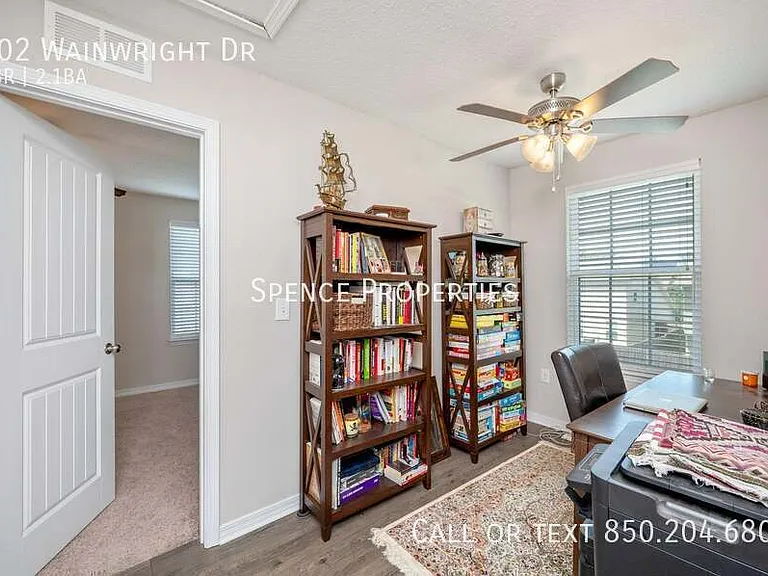 202 Wainwright Dr — Photo 34