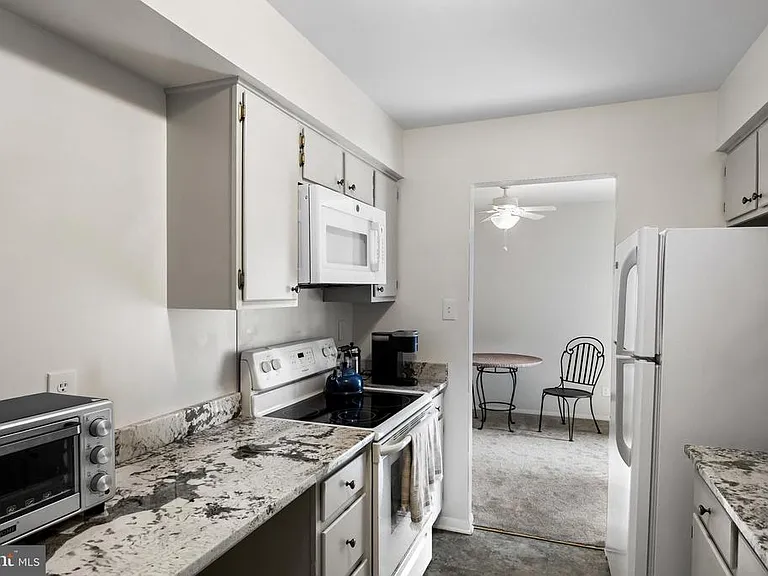 206A Mulberry Cv #206-A — Photo 7