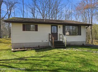 5040 Pine Ridge Rd S, East Stroudsburg, PA 18302