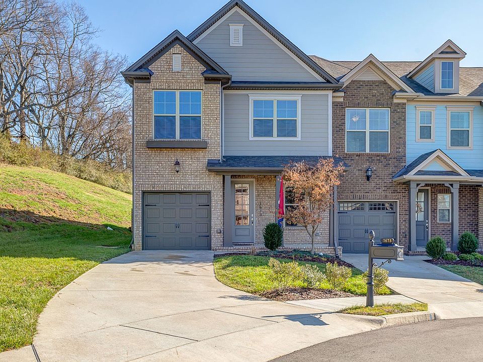 1st image of 1673 Hampshire Pl