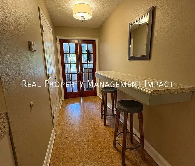 301 W Haggard Ave #11 — Photo 10