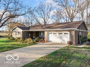 2048 W Blanchard St, Warsaw, IN 46580
