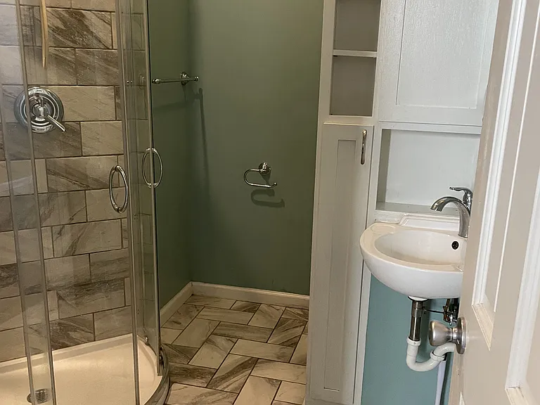 73 Grant St — Photo 5