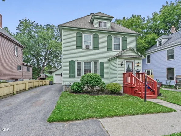 11 Alexander Street, Gloversville, NY 12078
