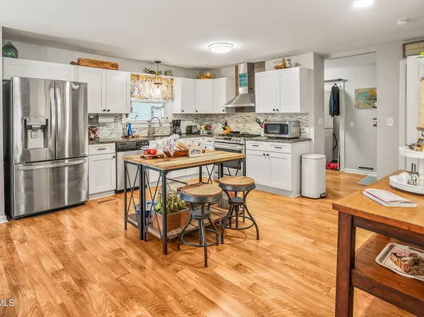 701 Battery Creek Road, Beaufort, SC 29902