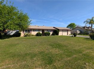 16717 Hill Dr, Madera, CA 93638