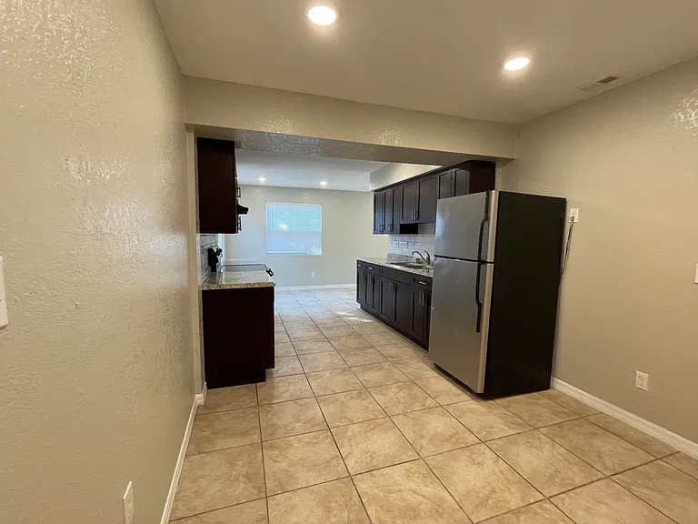 2880 Harson Way — Photo 9