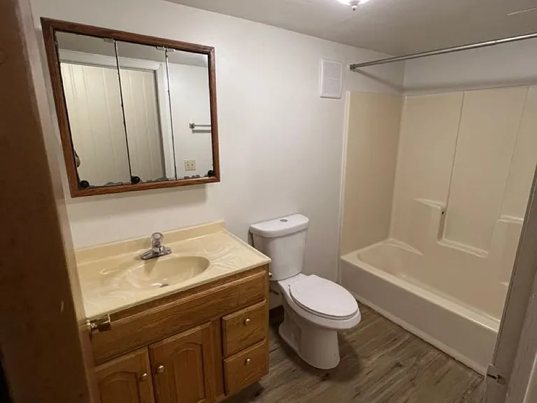 2802 Jelinek Ave — Photo 13