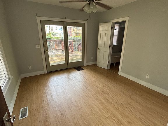 5th image of 1245 Sigsbee St SE