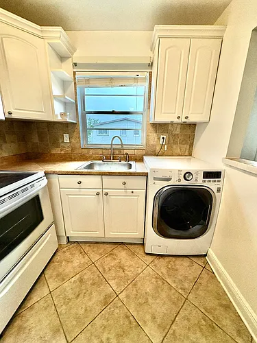 48 Bedford Ct #B Photo 1