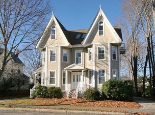 40 Chestnut St #2, Andover, MA 01810