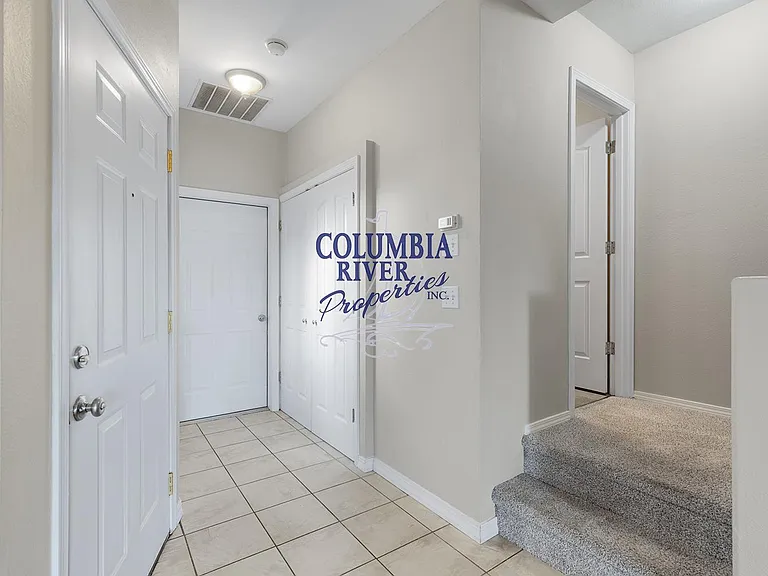 5264 NE 121st Ave #B-8 — Photo 3