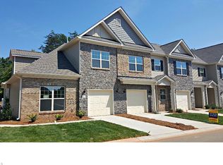 4018 Canterwood Dr, Greensboro, NC 27410