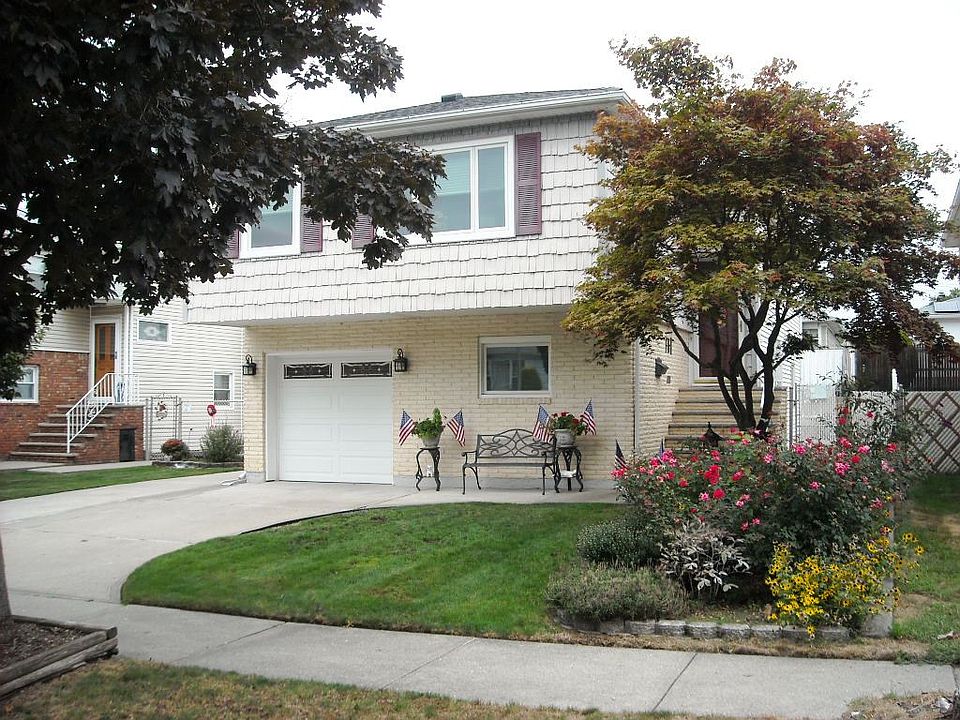 1st image of 437 Albourne Ave