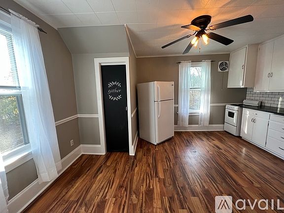 4th image of 2032 W Sunnydale Ln