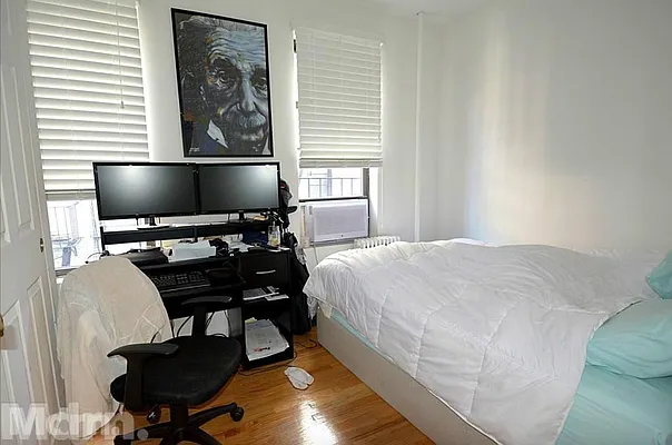 Rented by Mdrn Residential | media 20