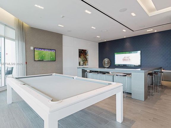 5th image of 17111 Biscayne Blvd #Penthouse 2