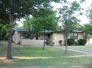 101 W Holland Dr, Irving, TX 75062